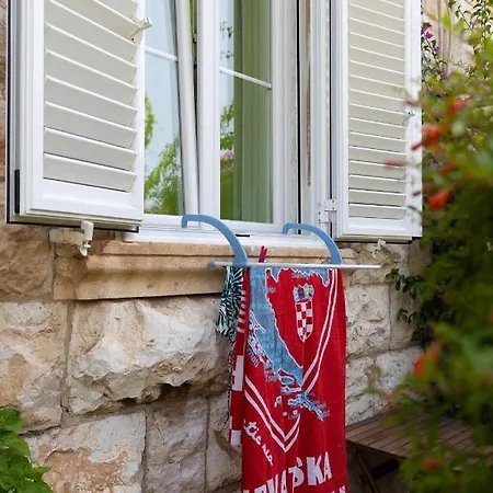 Appartement Cinema Close To Port