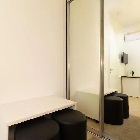 Cinema Close To Port 두브로브니크