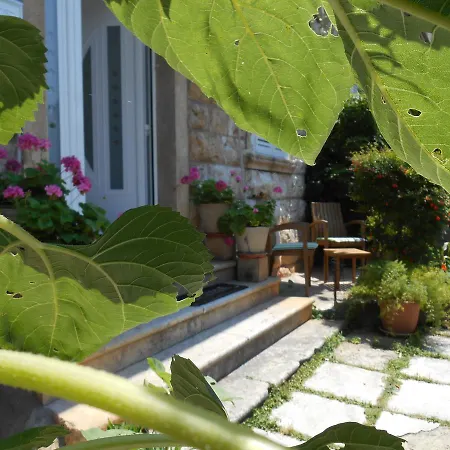 Cinema Close To Port 아파트 두브로브니크