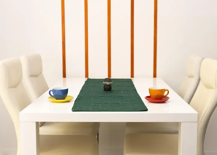 Apartament Cinema Close To Port