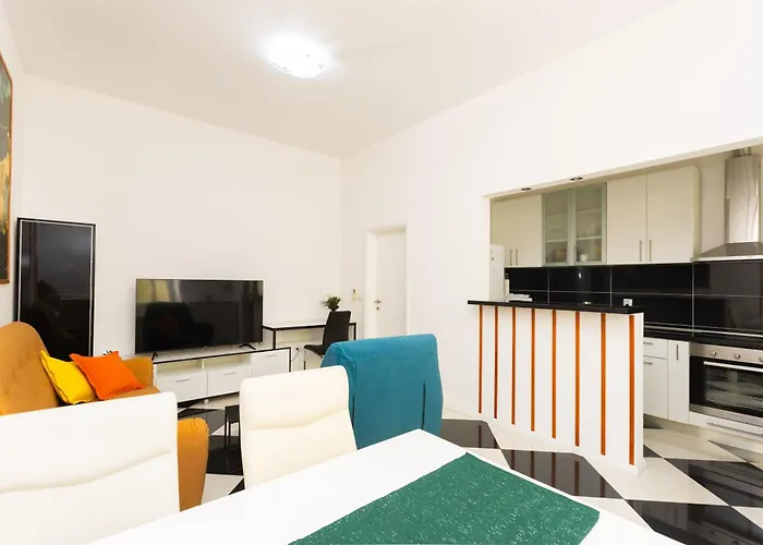 Apartament Cinema Close To Port Dubrownik