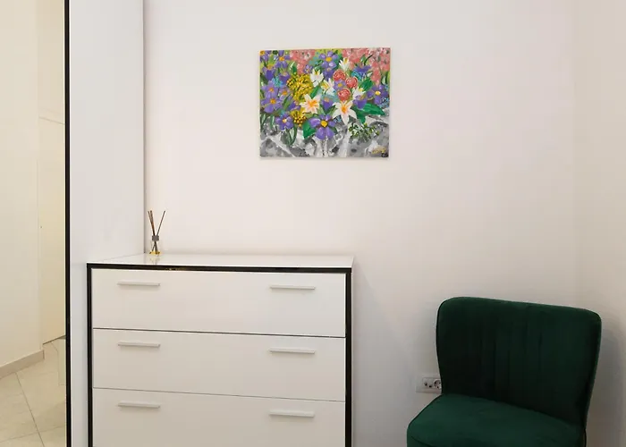 Cinema Close To Port Apartament *