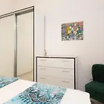 Cinema Close To Port 아파트 두브로브니크